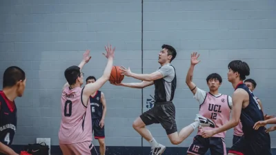 Jelaskan Pengertian Bola Basket Secara Singkat dan Lengkap