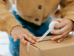 7 Aplikasi Pengiriman Barang Paling Murah dan Efisien