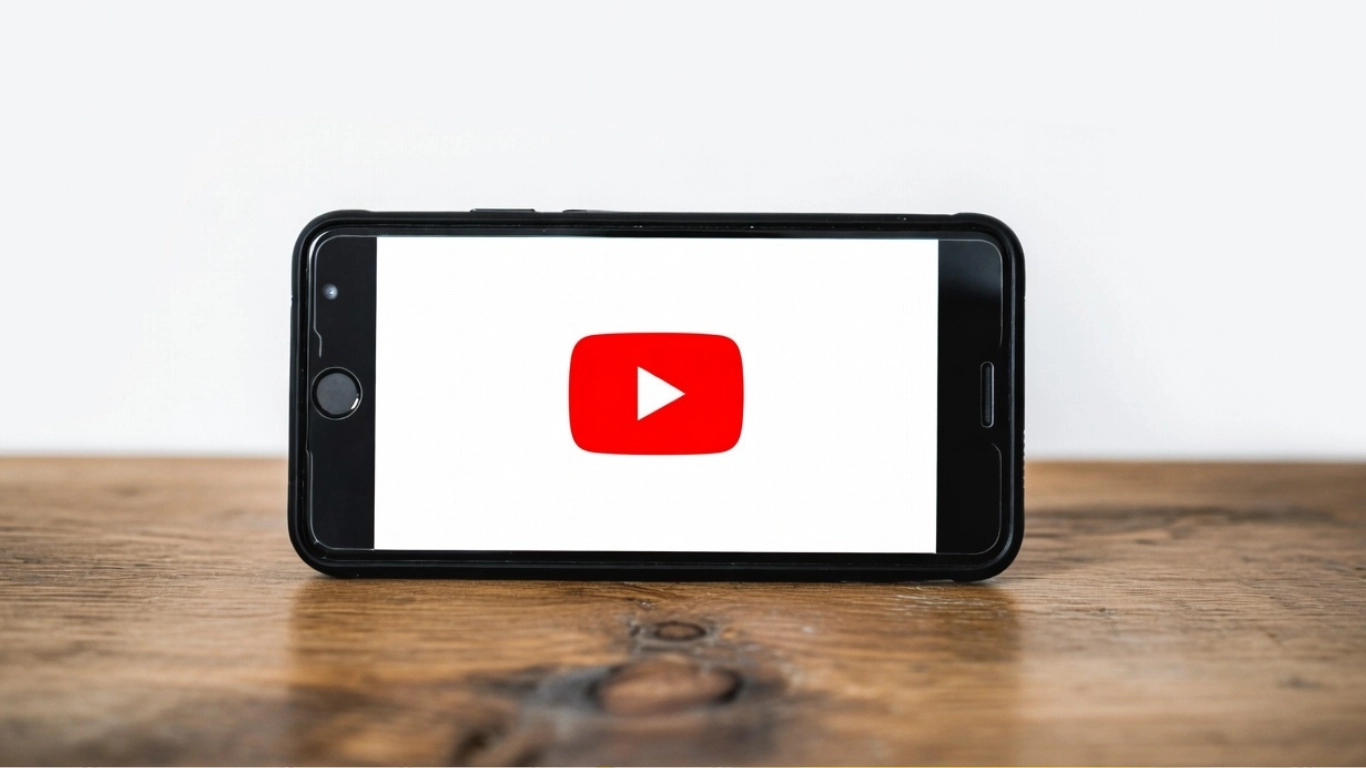 8 Aplikasi Pengganti YouTube Terbaik, Ada yang Bebas Iklan!