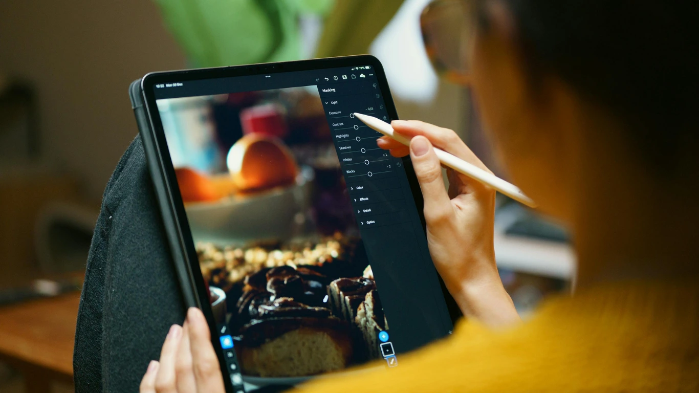 9 Aplikasi untuk Menggabungkan Foto Terbaik, Gratis di HP!