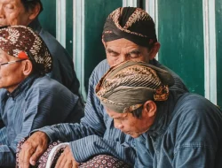 100 Kosa Kata Bahasa Jawa Sehari-hari Lengkap dengan Artinya