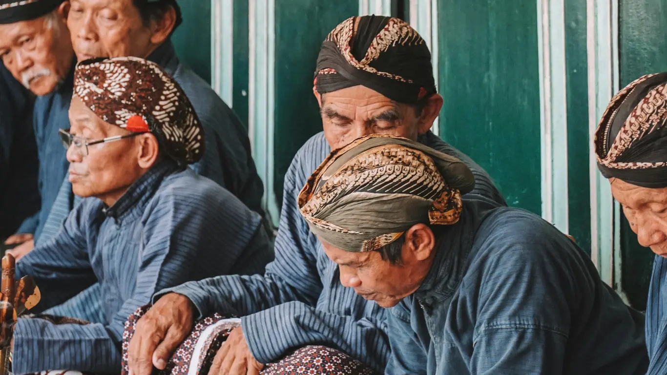 100 Kosa Kata Bahasa Jawa Sehari-hari Lengkap dengan Artinya